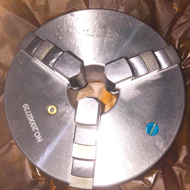 K11 Series 3-Jaw Self-Centering Chucks Plain Back, Two Sets of Hard Solid Jaws